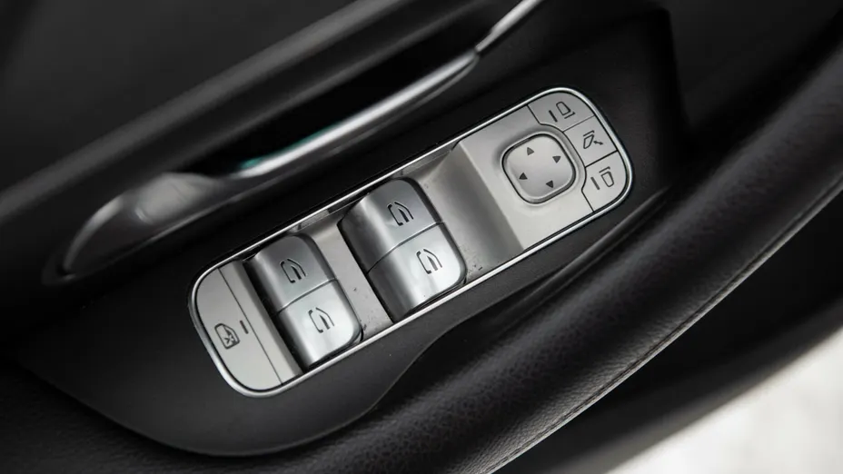 MERCEDES-BENZ GL GLS 400 d 4-Matic