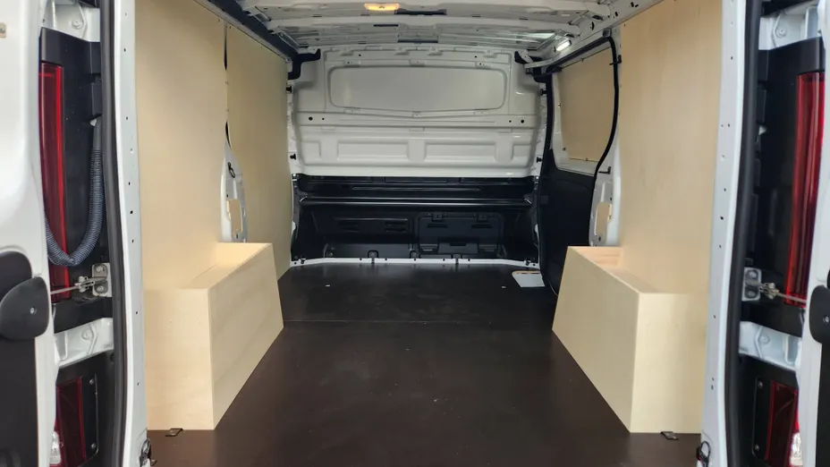 RENAULT Trafic -