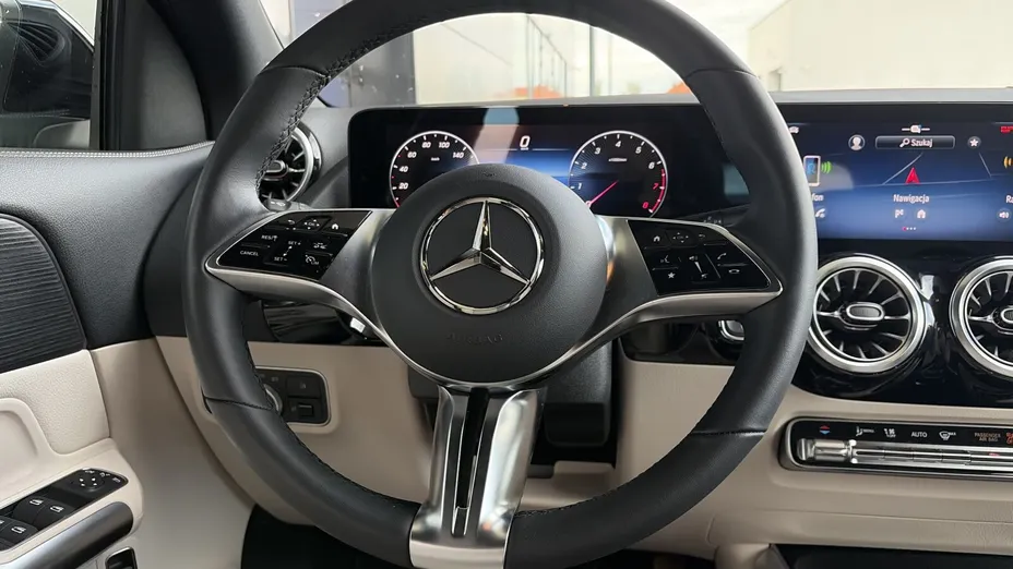 MERCEDES-BENZ GLA GLA 200 mHEV Progressive 7G-DCT