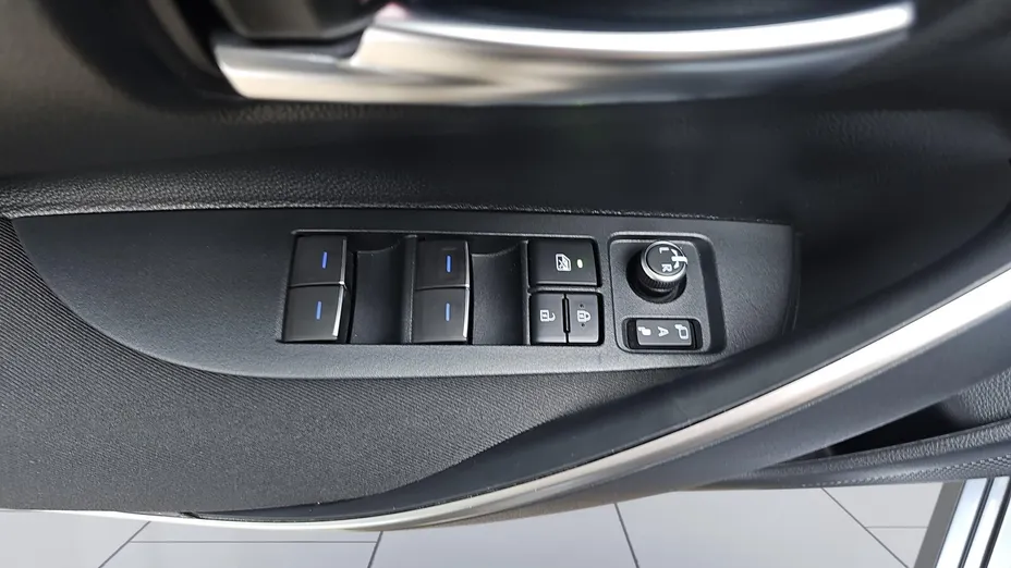 TOYOTA Corolla Corolla 1.5 Style