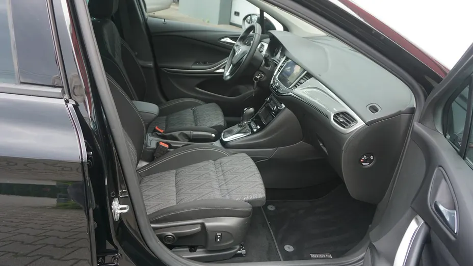 OPEL Astra -