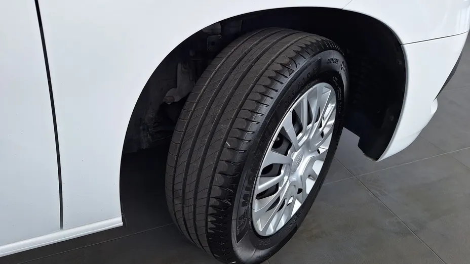 TOYOTA Proace City Verso Proace City Verso 1.2 D-4T Business