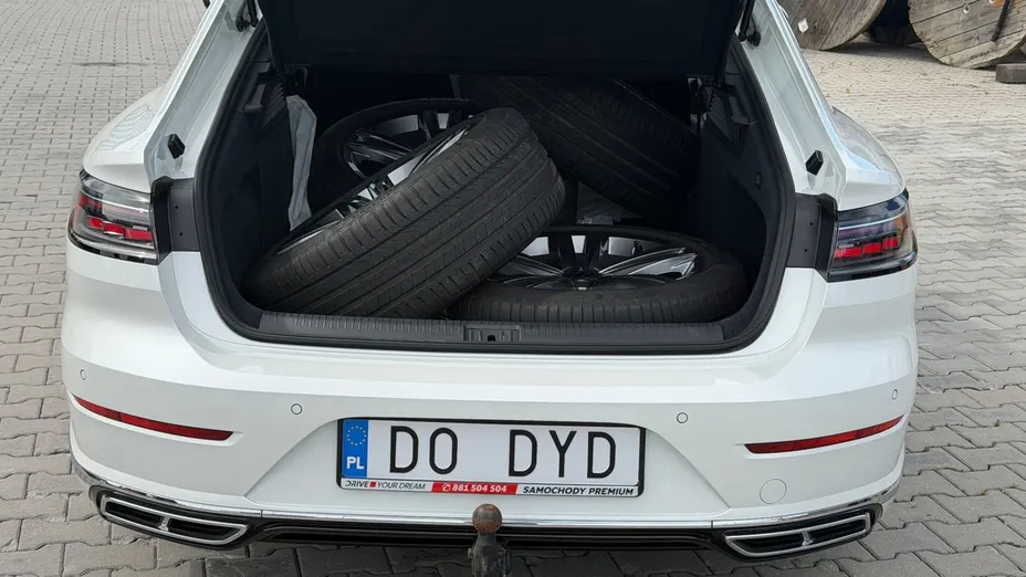 VOLKSWAGEN Arteon -