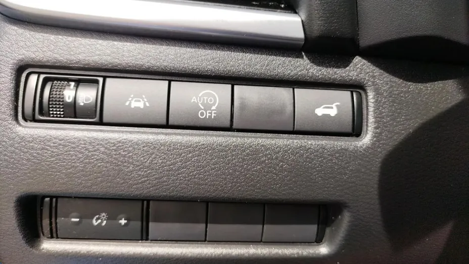 NISSAN Qashqai Qashqai 1.3 DIG-T mHEV N-Connecta Xtronic