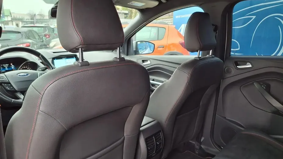 FORD Kuga -