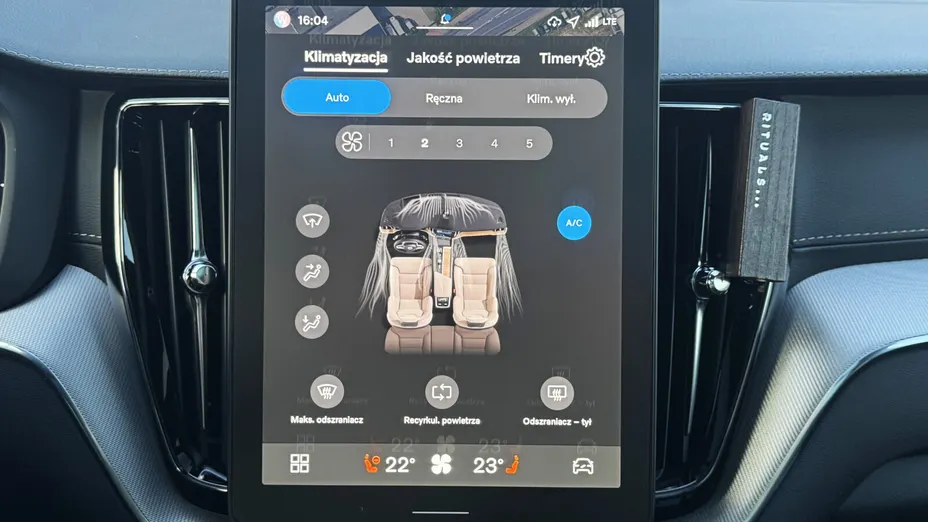 VOLVO XC60 XC60 T8 Plug-In Hybrid AWD Polestar Engineered aut