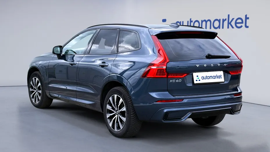 VOLVO XC60 XC60 B5 B AWD Plus Dark aut