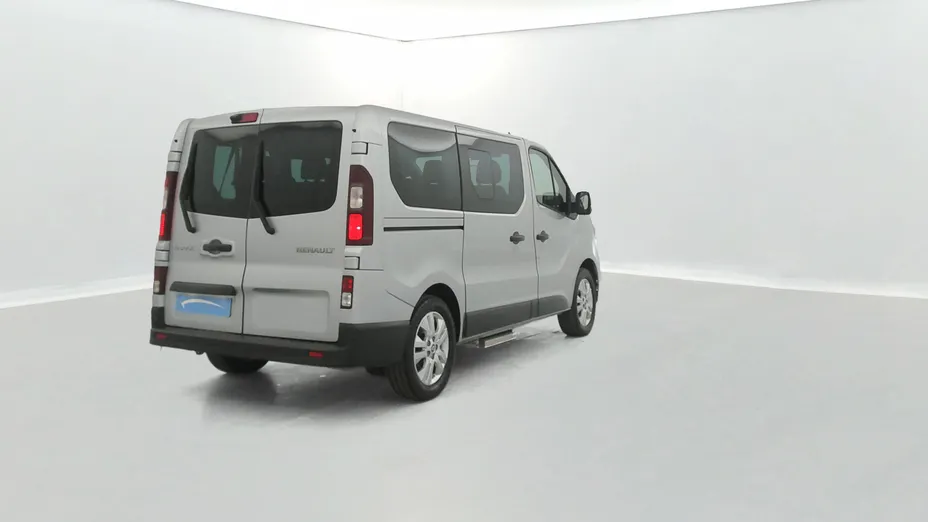 RENAULT Trafic -
