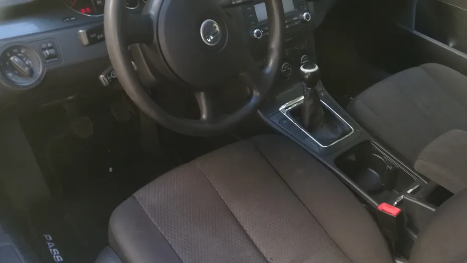 VOLKSWAGEN Passat Passat 1.6