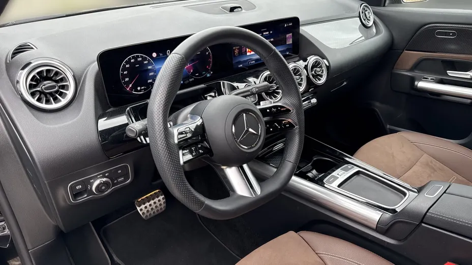 MERCEDES-BENZ GLA GLA 200 mHEV AMG Line 7G-DCT