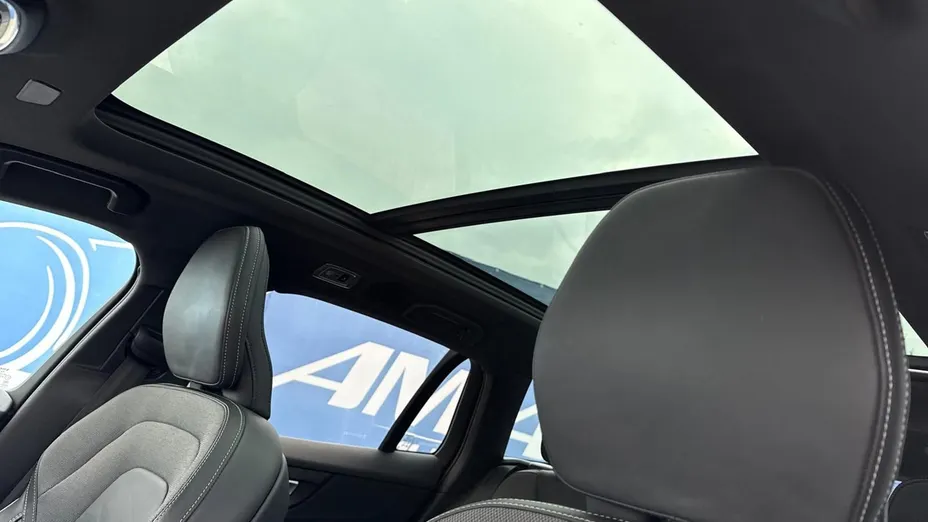 VOLVO V60 -