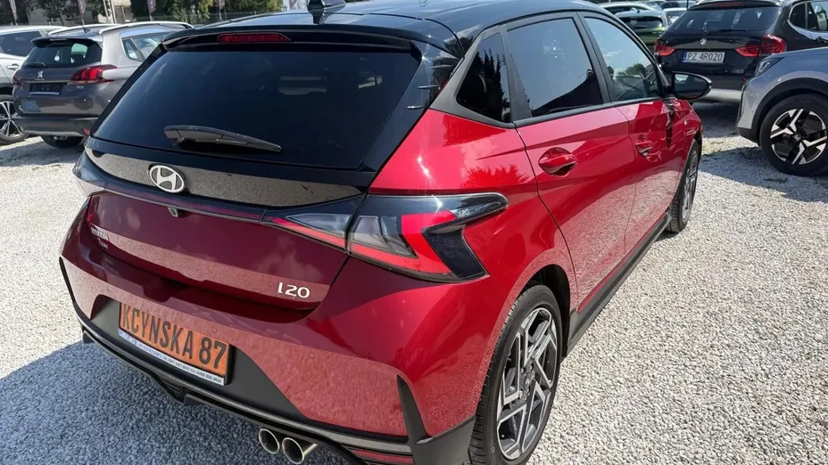 HYUNDAI i20 -