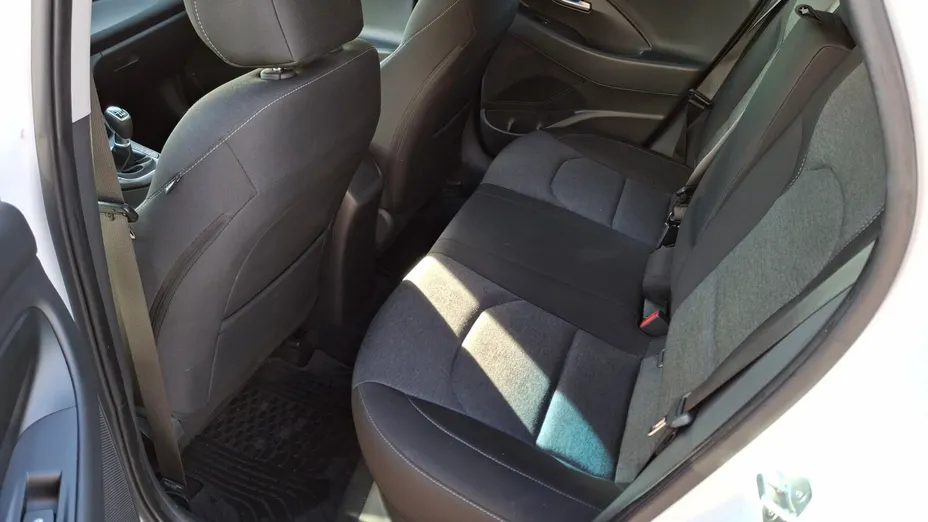 HYUNDAI i30 i30 1.5 T-GDI 48V Smart