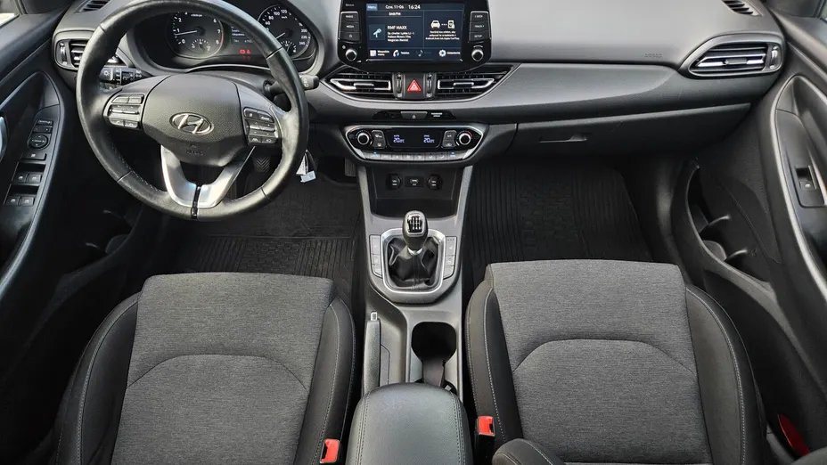 HYUNDAI i30 i30 1.5 T-GDI 48V Smart