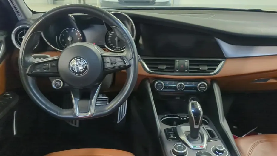 ALFA ROMEO Giulia Giulia 2.0 Turbo Veloce Q4 aut
