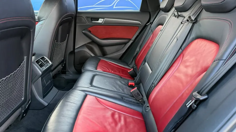 AUDI SQ5 -