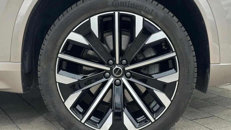 VOLVO XC90 XC90 B5 B AWD Plus Bright 7os aut