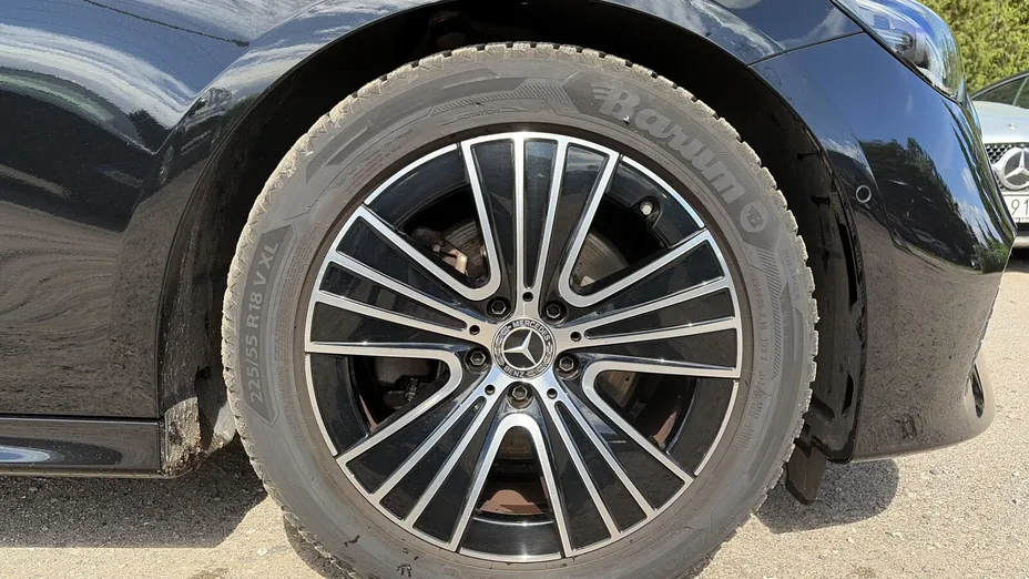 MERCEDES-BENZ E Klasa E 200 d mHEV Avantgarde 9G-Tronic