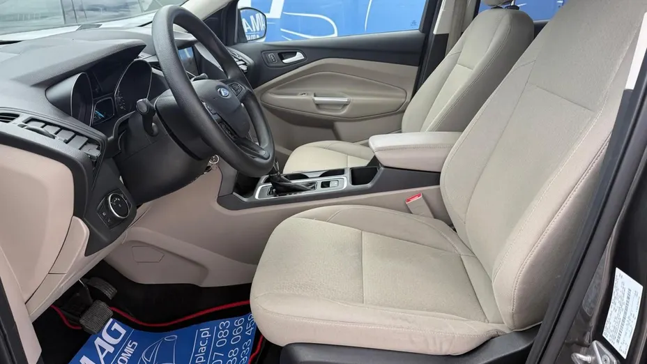 FORD Kuga -