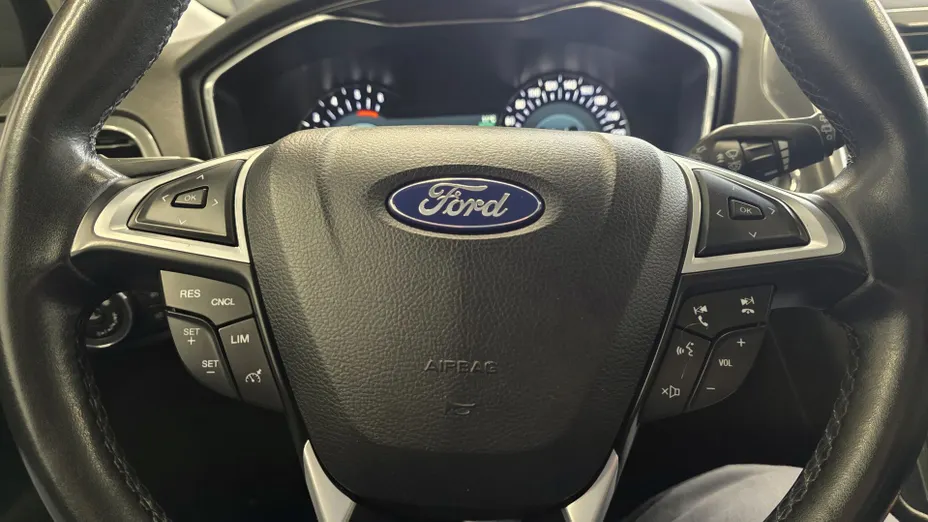 FORD Mondeo -
