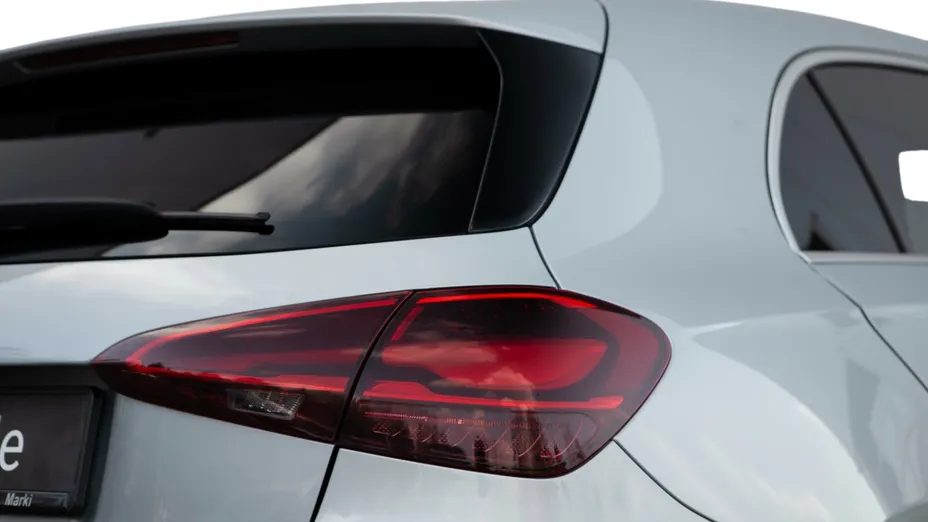 MERCEDES-BENZ A Klasa A 200 AMG Line 7G-DCT