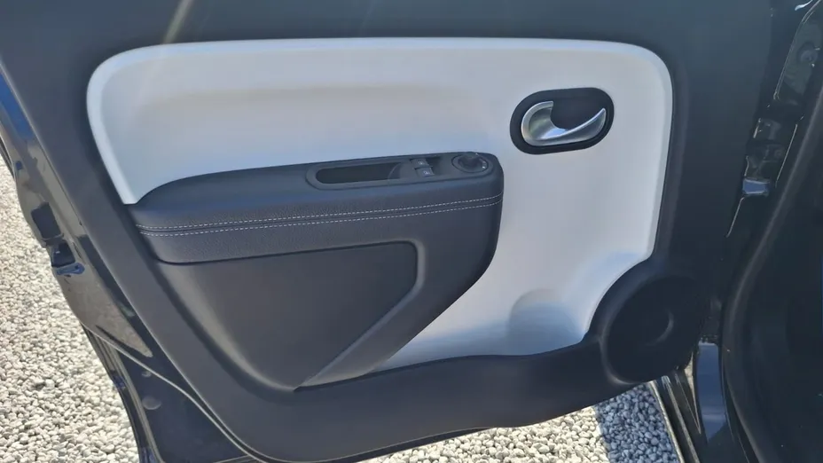 RENAULT Twingo -