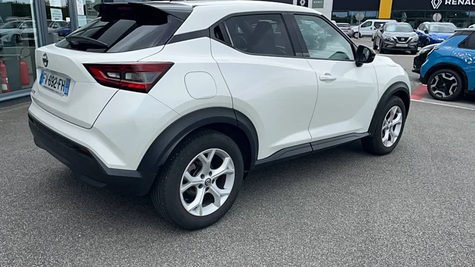 NISSAN Juke -