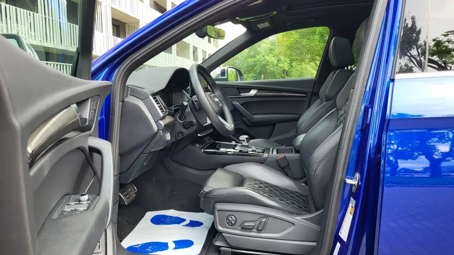 AUDI SQ5 -