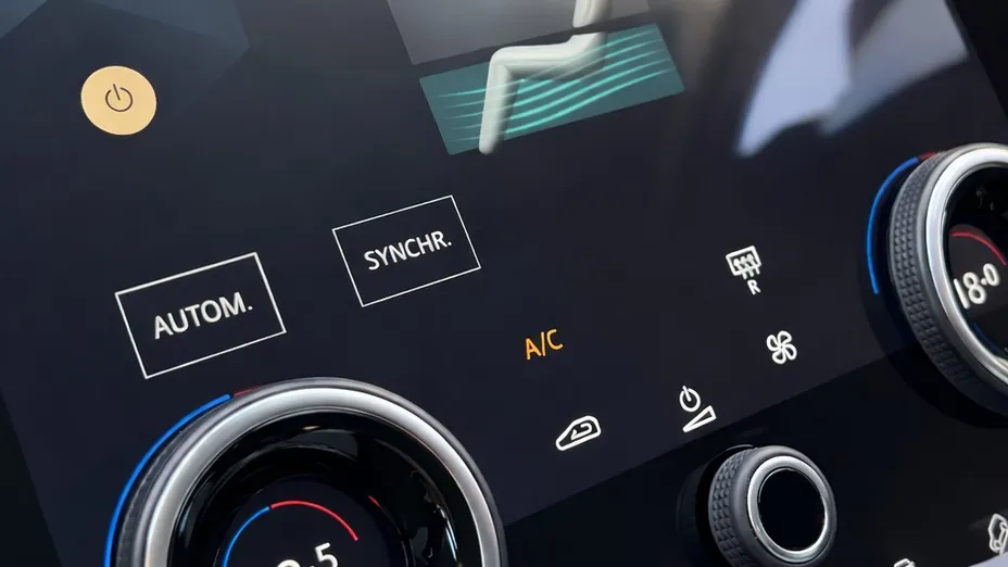 LAND ROVER Range Rover Evoque Evoque 1.5 P300e PHEV