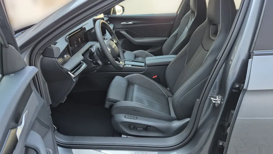SKODA Superb Superb 2.0 TSI Sportline DSG Nowy