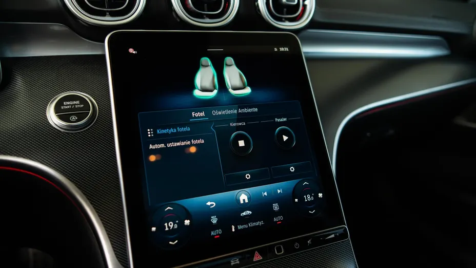 MERCEDES-BENZ C Klasa C 220 d mHEV 4-Matic AMG