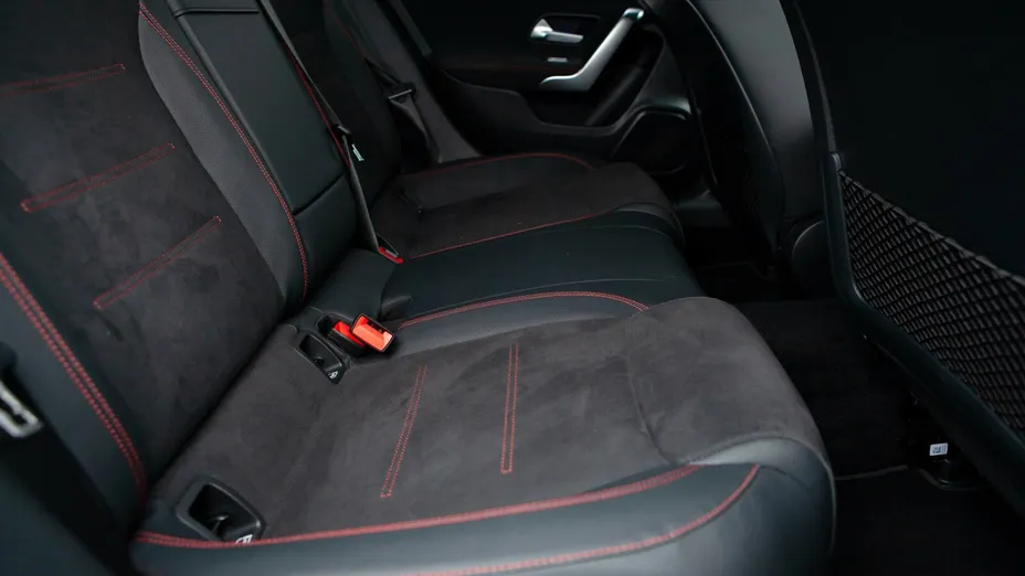 MERCEDES-BENZ A Klasa A 200 AMG Line 7G-DCT