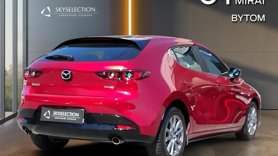 MAZDA 3 -