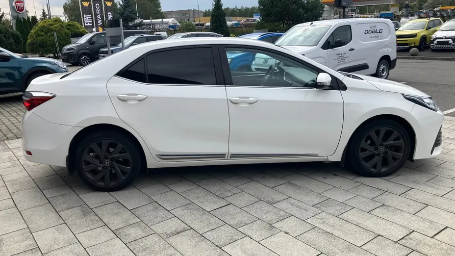 TOYOTA Corolla Corolla 1.4 D-4D Comfort
