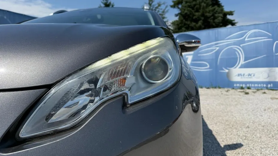 PEUGEOT 2008 -