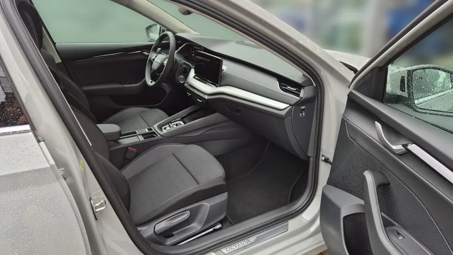 SKODA Octavia Octavia 1.5 TSI mHEV Drive Selection DSG Nowy