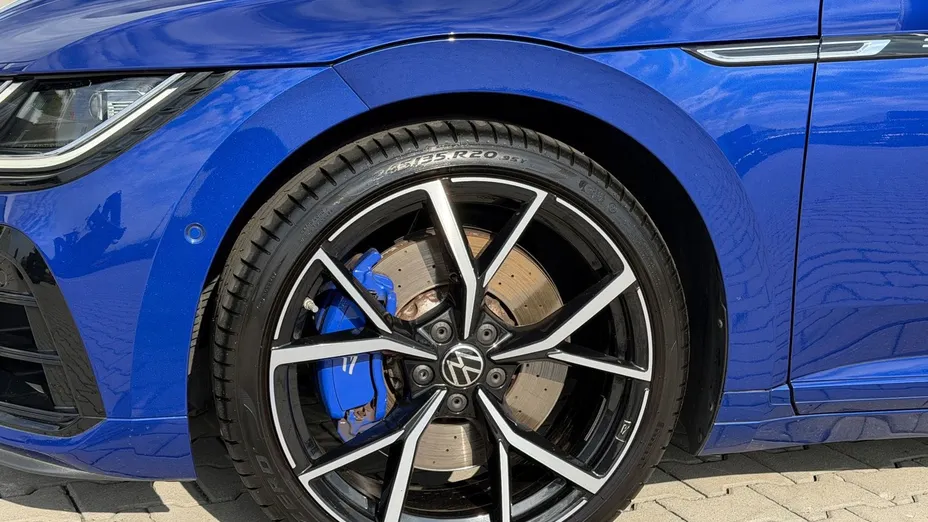 VOLKSWAGEN Arteon Arteon 2.0 TSI 4Motion R DSG