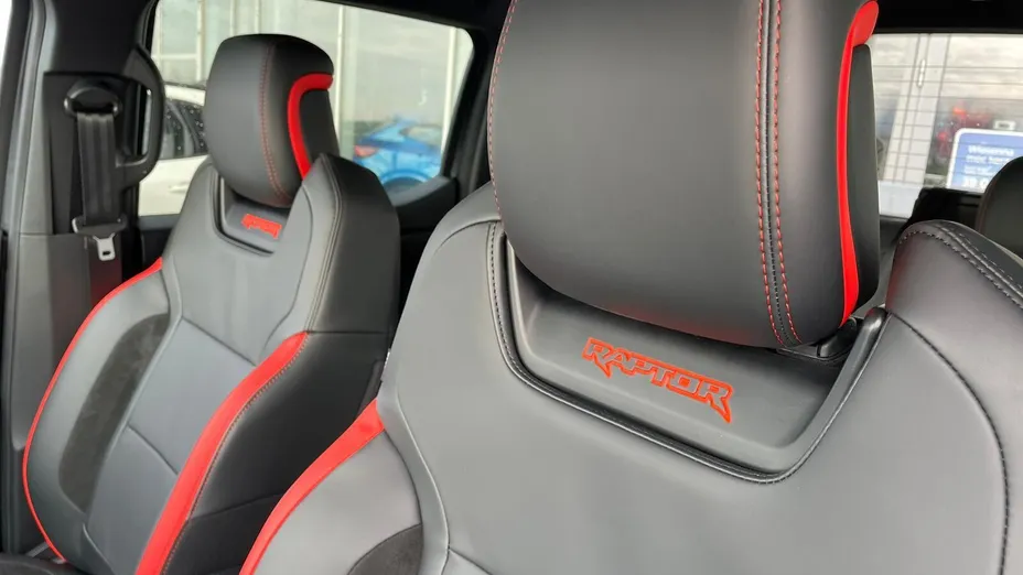 FORD Ranger Ranger 2.0 EcoBlue Bi-Turbo 4x4 DC Raptor aut Nowy