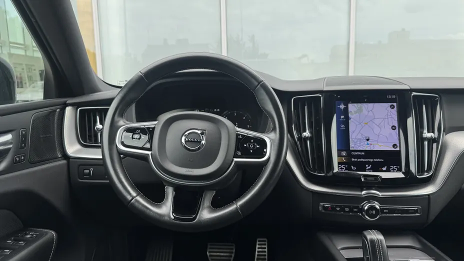 VOLVO XC60 XC60 B5 D AWD R-Design aut