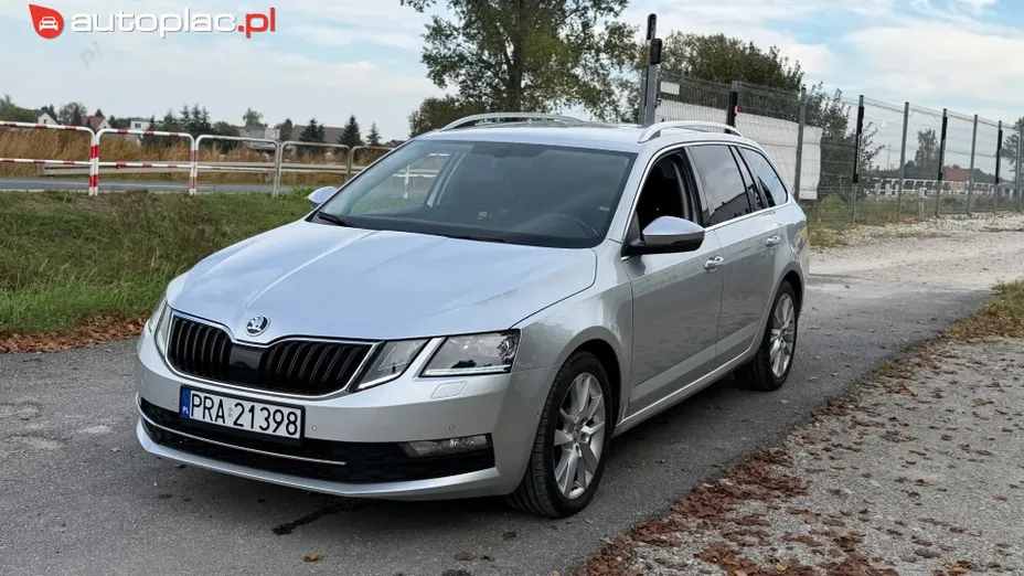 SKODA Octavia -