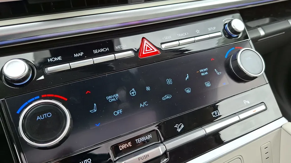 HYUNDAI Santa Fe -