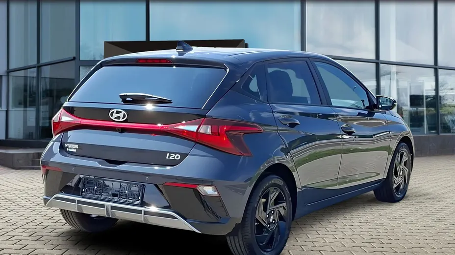 HYUNDAI i20 -