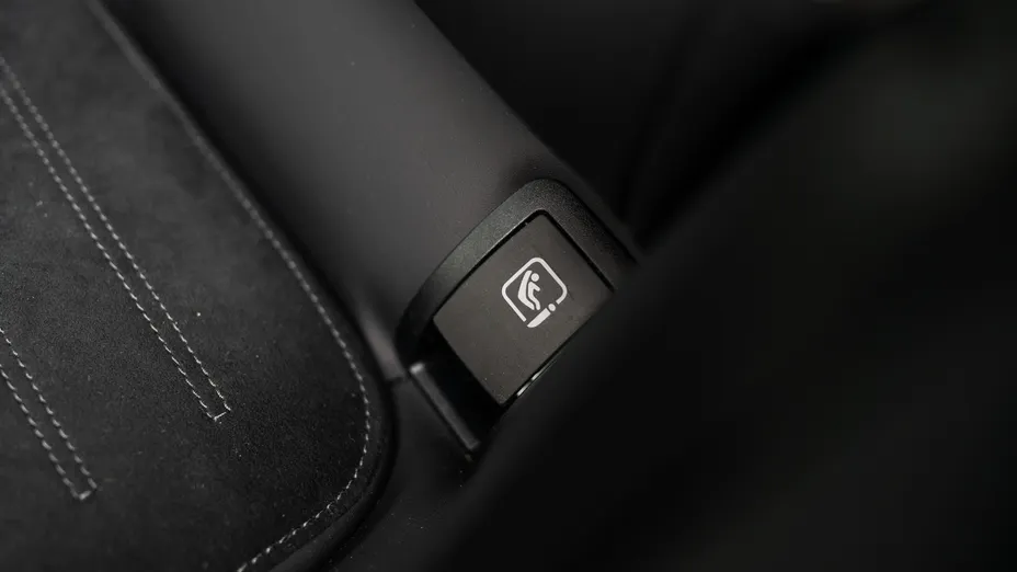 MERCEDES-BENZ C Klasa C 200 mHEV 4-Matic AMG