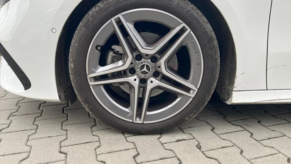 MERCEDES-BENZ A Klasa A 200 AMG Line 7G-DCT