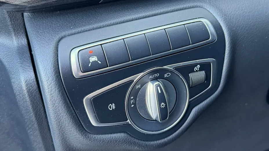 MERCEDES-BENZ V Klasa V 220 d Avantgarde 9G-Tronic (długi)