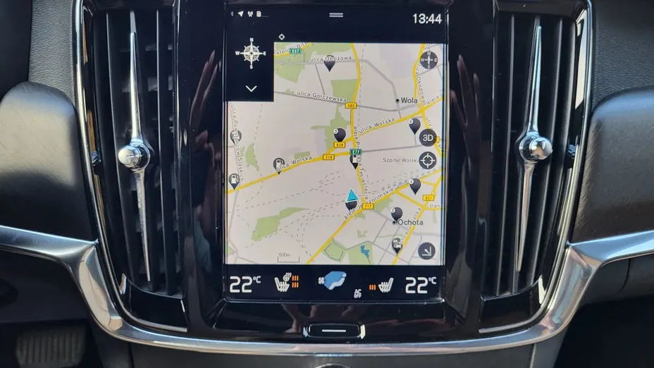 VOLVO V90 -