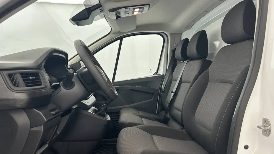 RENAULT Trafic -