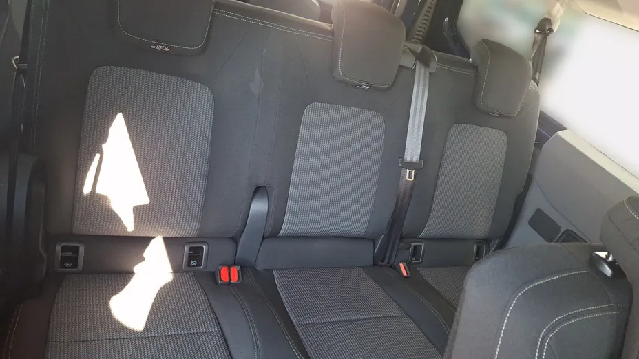 VOLKSWAGEN Transporter Transporter Kombi TDI L2H1 M1 Nowy