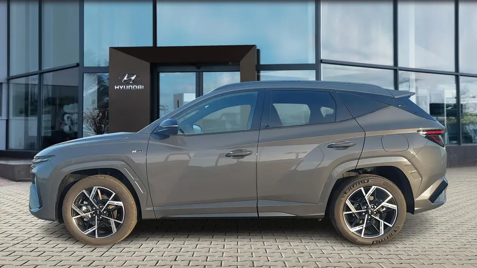 HYUNDAI Tucson -