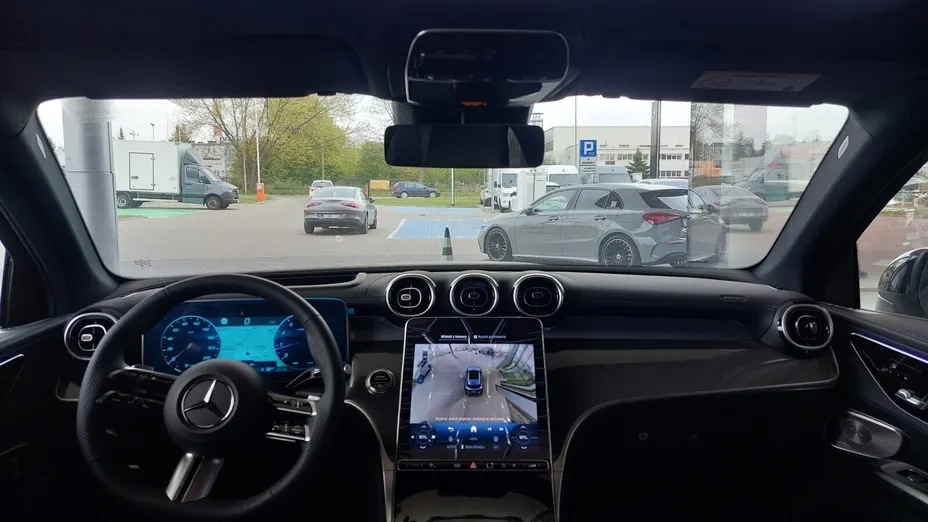 MERCEDES-BENZ GLC -